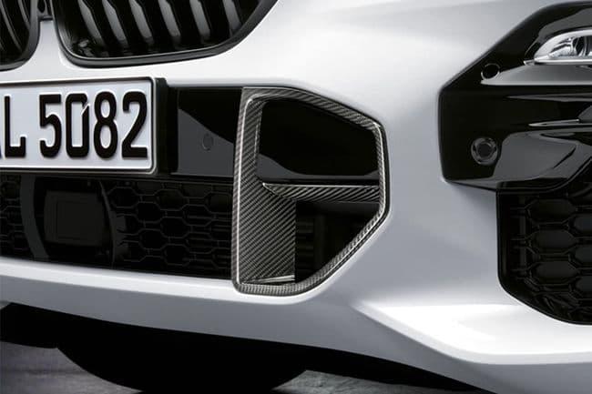 TT-1729813272834442969_A Original BMW G05 X5 G06 X6 M Performance Carbon Front Brake Air Intake - Gambar 1
