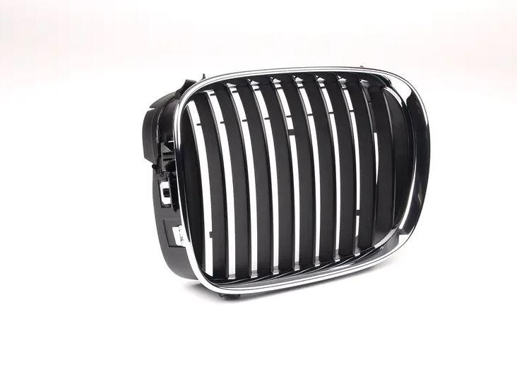 TT-1729822728110376665_A Original BMW E39 PRE-Facelift Chrome Kidney Grill KIRI 51138159315 - Gambar 1