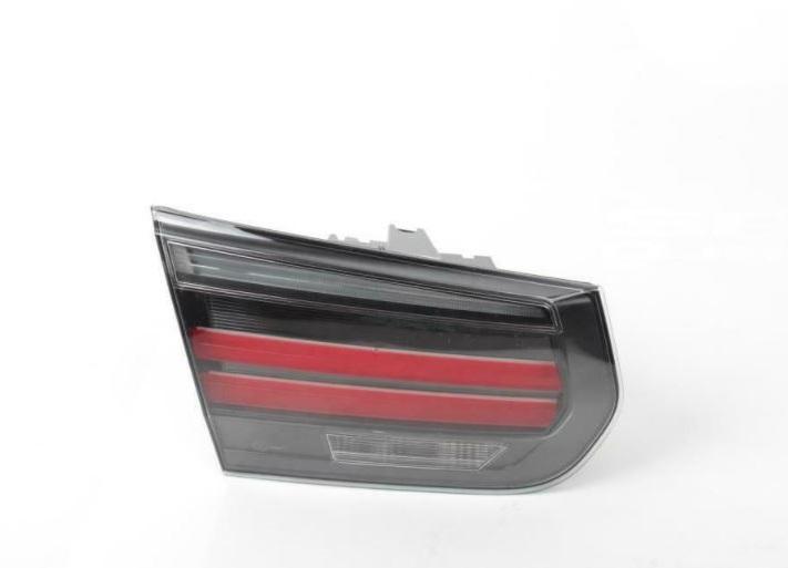 TT-1729825988740417241_A BMW F30 M Performance LED Lampu Rem Belakang Bagasi KIRI 63212450109 - Image 1