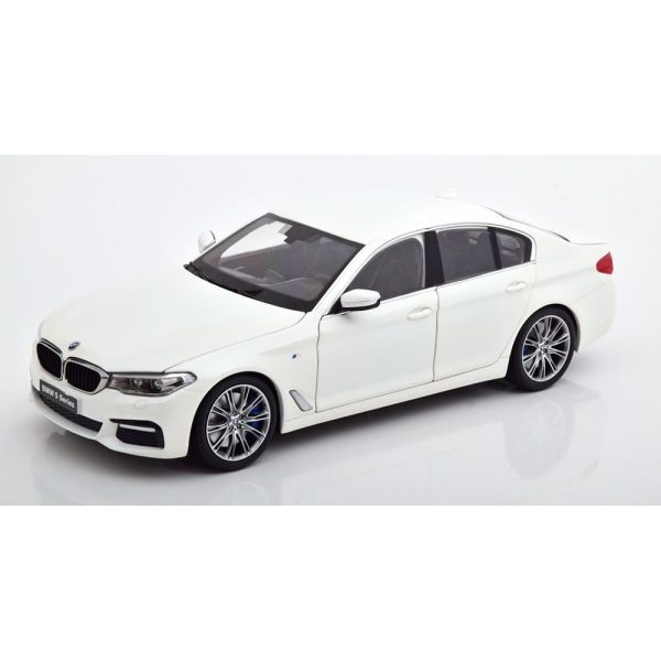 1:18 Kyosho BMW G30 5 Series White Miniatur Diecast