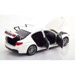 1:18 Kyosho BMW G30 5 Series White Miniatur Diecast - Gambar 3