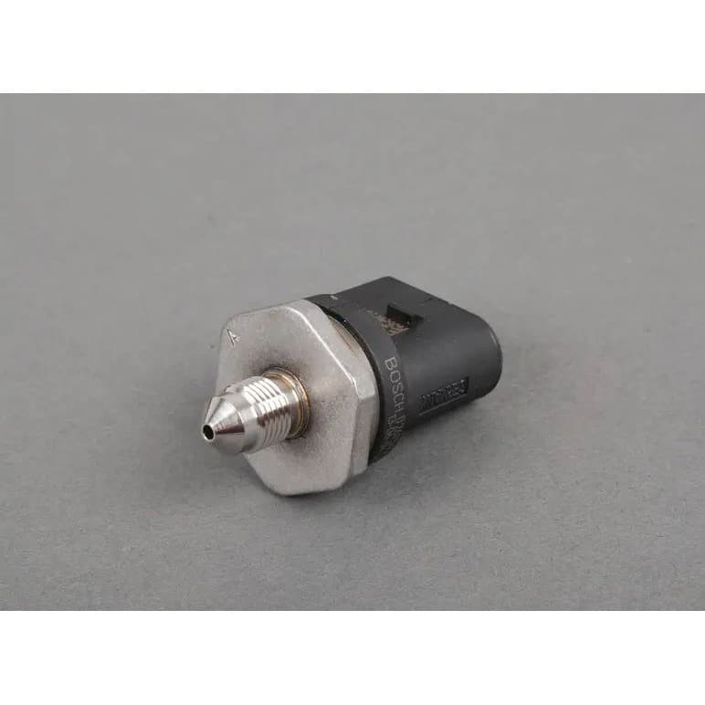 TT-1729832878709901017_A Original BMW E84 X1 F25 X3 F26 X4 High Pressure Rail Sensor N20 N55 - Image 1