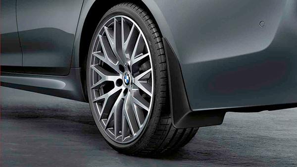 BMW G30 Original Mud Flaps / Pelindung Lumpur BELAKANG 82162413633