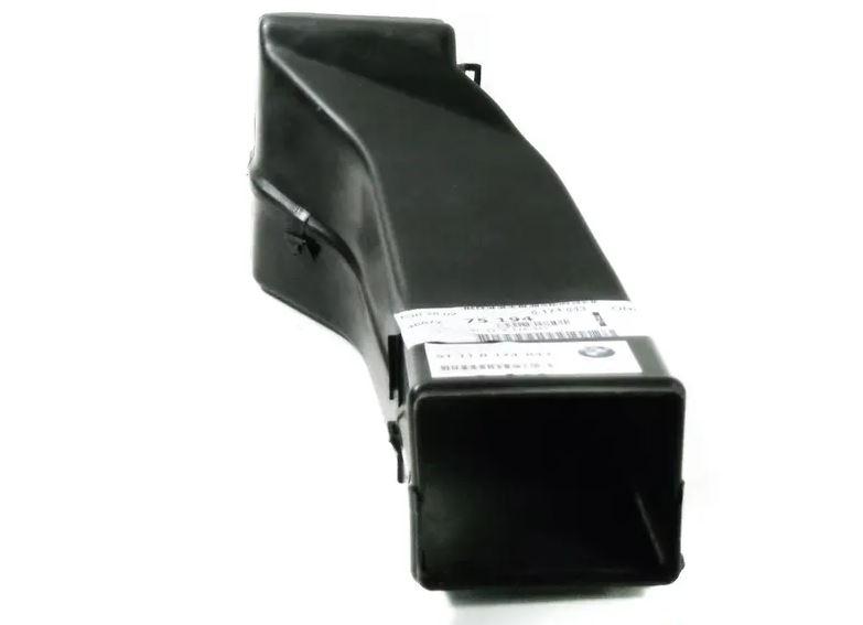 TT-1729848621473564377_A Original BMW E39 Brake Air Duct Selongsong Rem Depan KIRI 51118174843 - Image 1