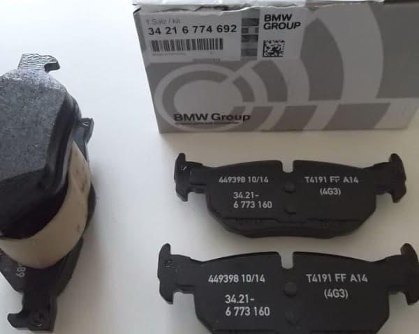 Original BMW E90 320i 325i E84 X1 Brake pads Kampas Rem Belakang