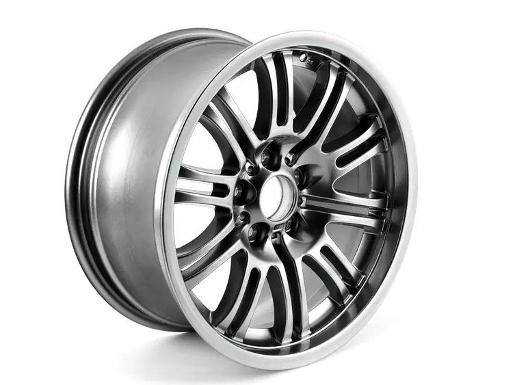 36112229960_A Original BMW E46 M3 Style 67 Wheel Chrome Shadow Velg 18" Belakang - Gambar 1