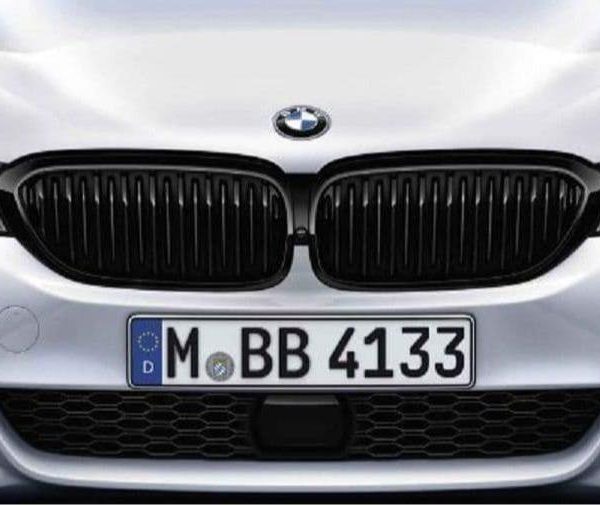 Original BMW G30 G31 Pre-LCI M Performance Kidney Grill High Gloss Black