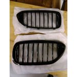 Original BMW G30 G31 Pre-LCI M Performance Kidney Grill High Gloss Black - Gambar 5