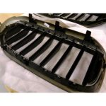 Original BMW G30 G31 Pre-LCI M Performance Kidney Grill High Gloss Black - Gambar 6