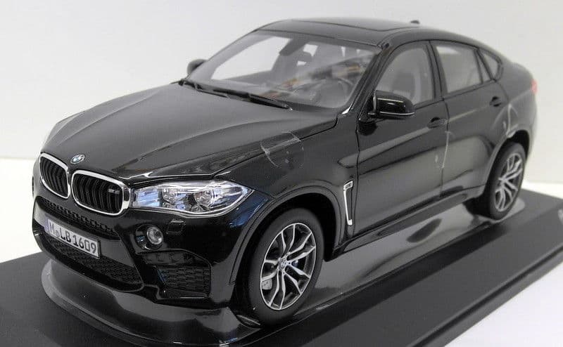 80432364887_A BMW F16 X6M Black Sapphire Original BMW Miniature Diecast 1:18 X6 M - Gambar 1