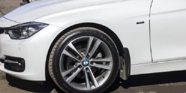 BMW F30 3 Series Sedan Original Mud Flaps / Pelindung Lumpur DEPAN