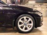 BMW F30 3 Series Sedan Original Mud Flaps / Pelindung Lumpur DEPAN - Gambar 3