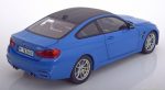1:18 Original BMW F82 M4 Coupe Yas Marina Blue Miniature Diecast - Gambar 3