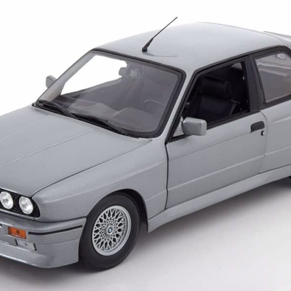 1:18 Miniatur BMW E30 M3 1987 silver Diecast by Minichamps