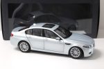1:18 Original BMW F10 M5 Silver Blue Miniatur Diecast Paragon - Gambar 3